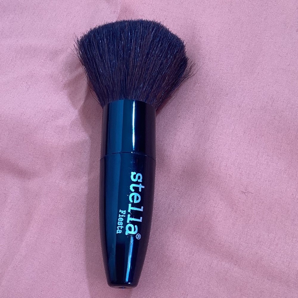 Stella brushed